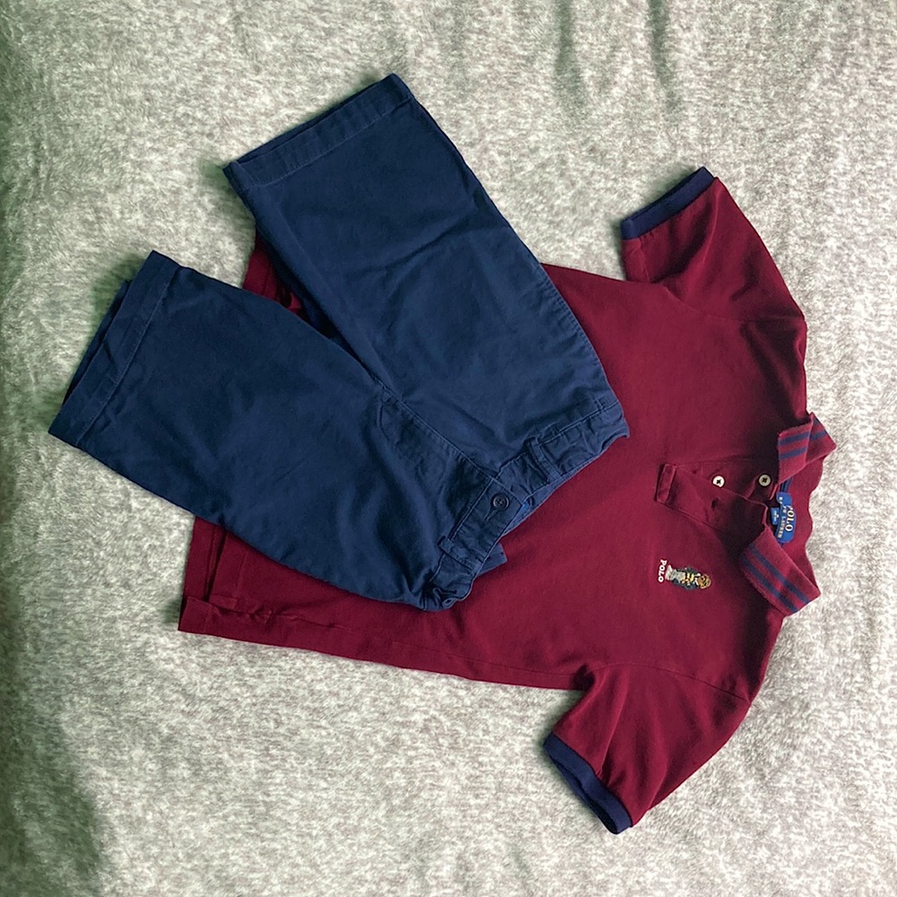 Like new Ralph Lauren outfit in size 10-12 kids.